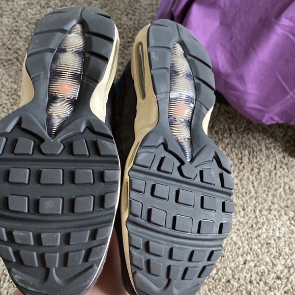 Air Max 95 Premium Oil Spill Grey Mens size 12 - Picture 3 of 4